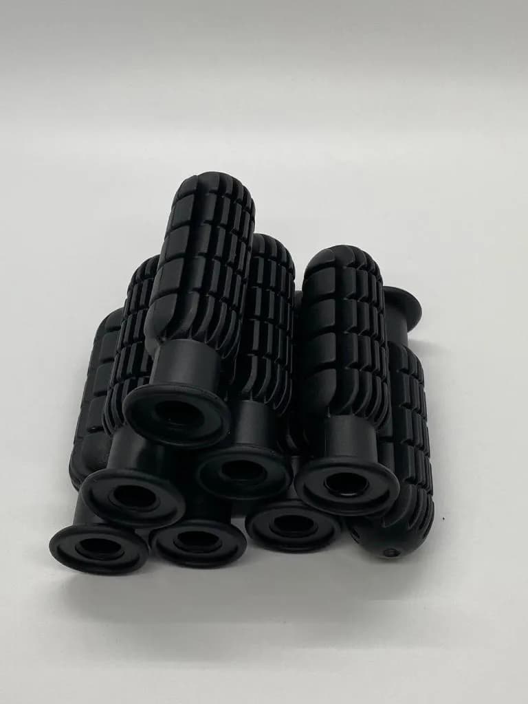 Art. F1.03.08.619S   Kicker-Griff für Stangen 13 mm Set 8 Stk