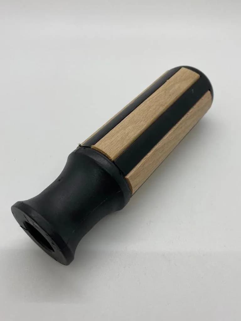 Art. F2.01.02.203GHS   Griff Garlando Deluxe mit Holzeinlage