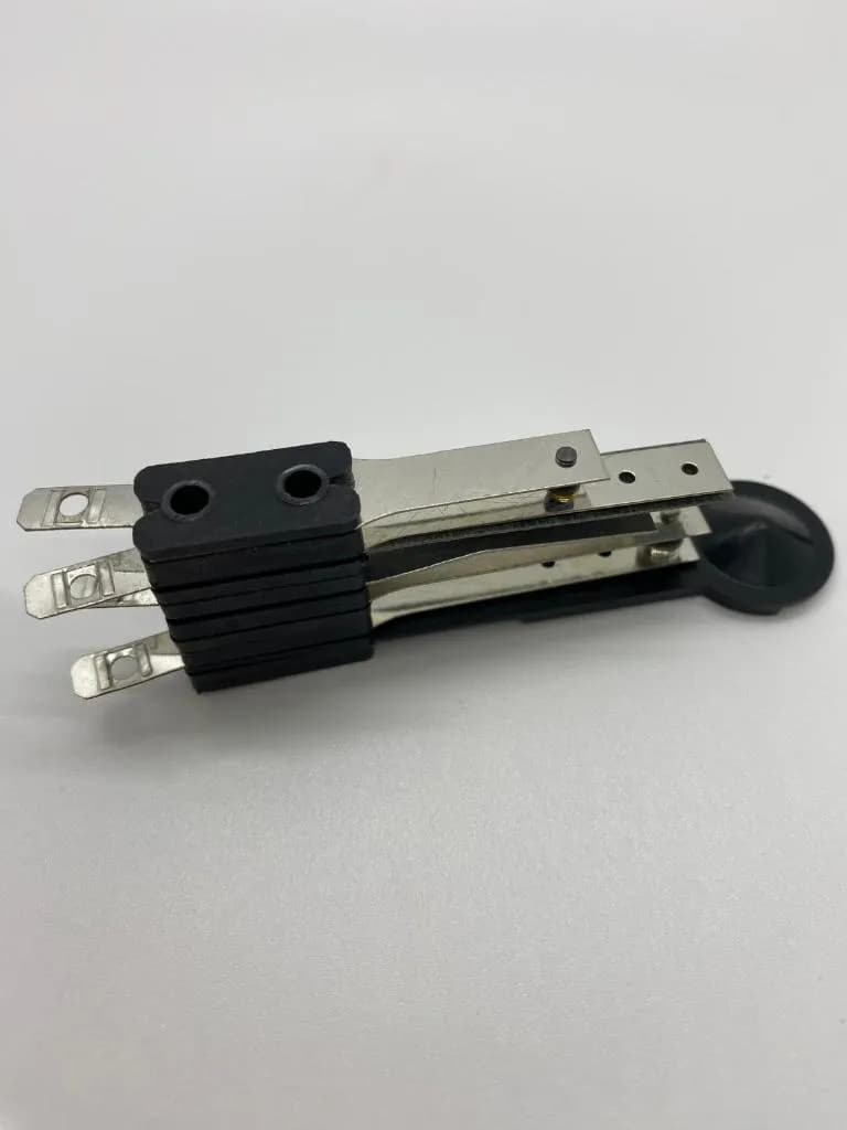 Art. L1.B-18089   Flipper-Schlagturm-Kontakt "Pop-Bumper Switch"