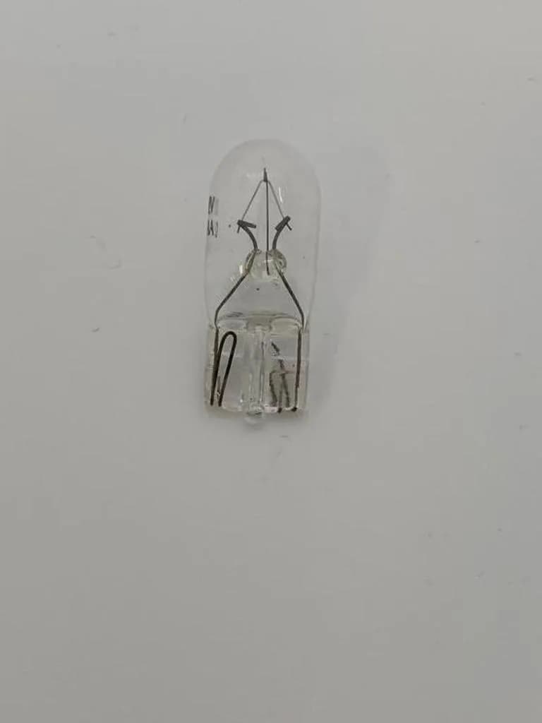Art. F7.10.02.FL-140   Flipperlampe Glassockel 12Volt 0.1A