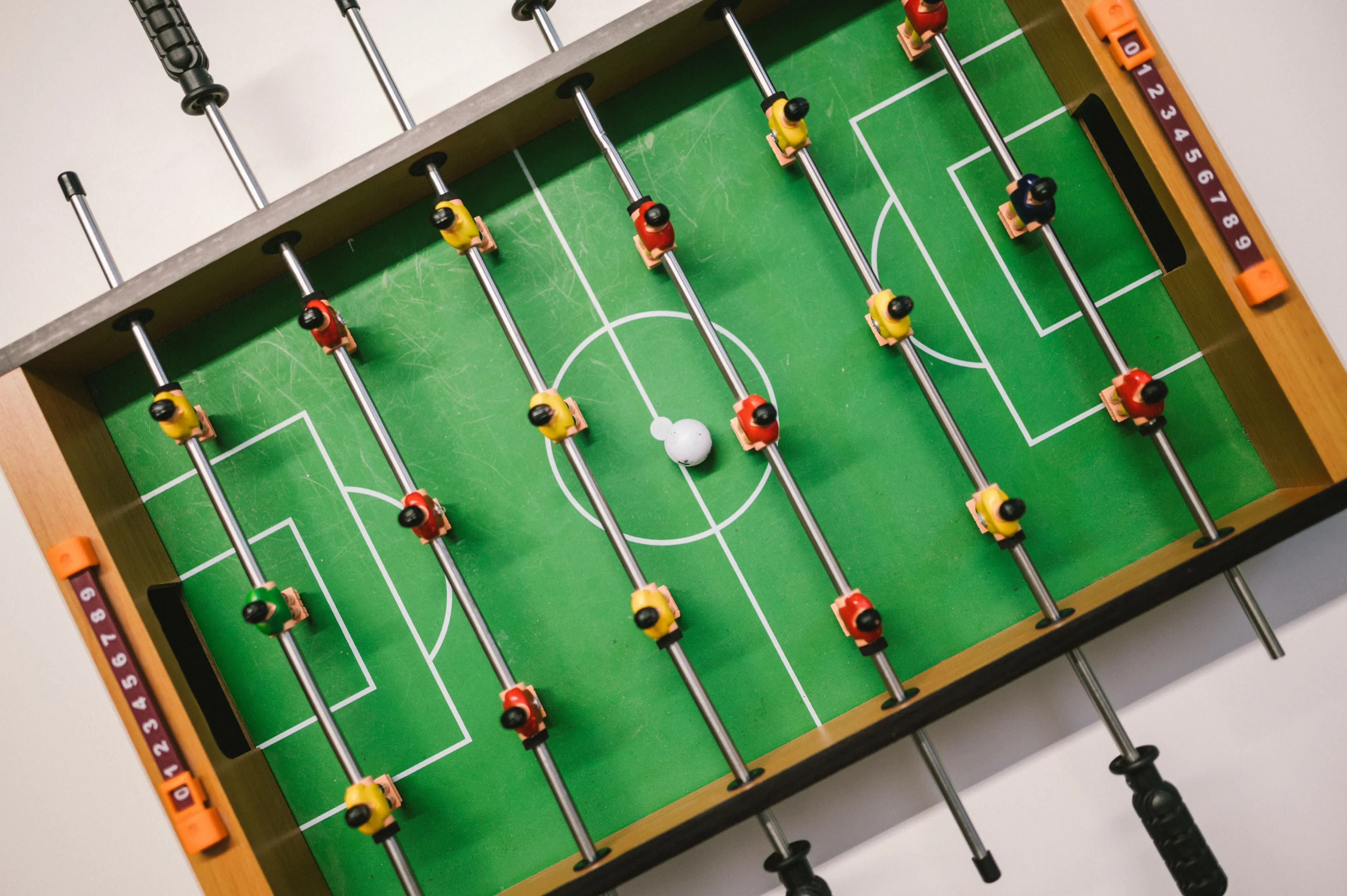 Ersatzteile und Zubehör für Tischfußball
