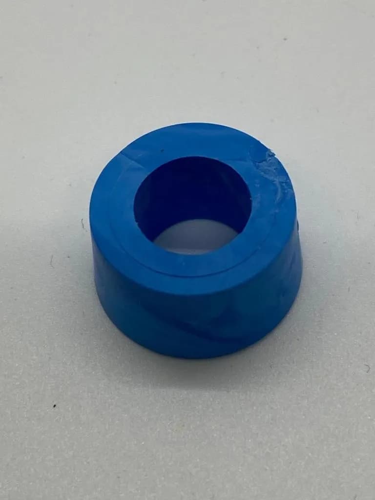 Art. F2.04.06.2AN207-2 Gummipuffer blau für Teleskopstangen