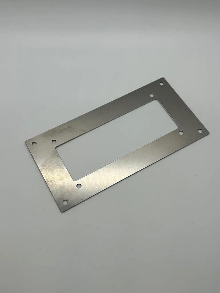 Art. B3.F1.0.BL Münzprüfer Blende Chromstahl zu B300-F1 I 60x118mm